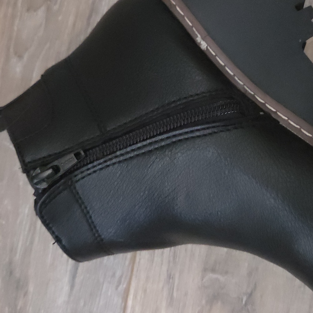 Wedge Gore Black Ankle Boots NEW Condition - Picture 7 of 7
